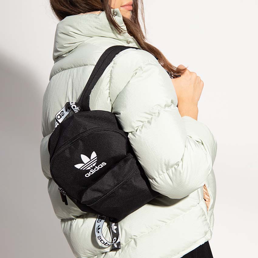 Adidas Mini Mochila Trifolio Adicolor 10L - Imagen 2