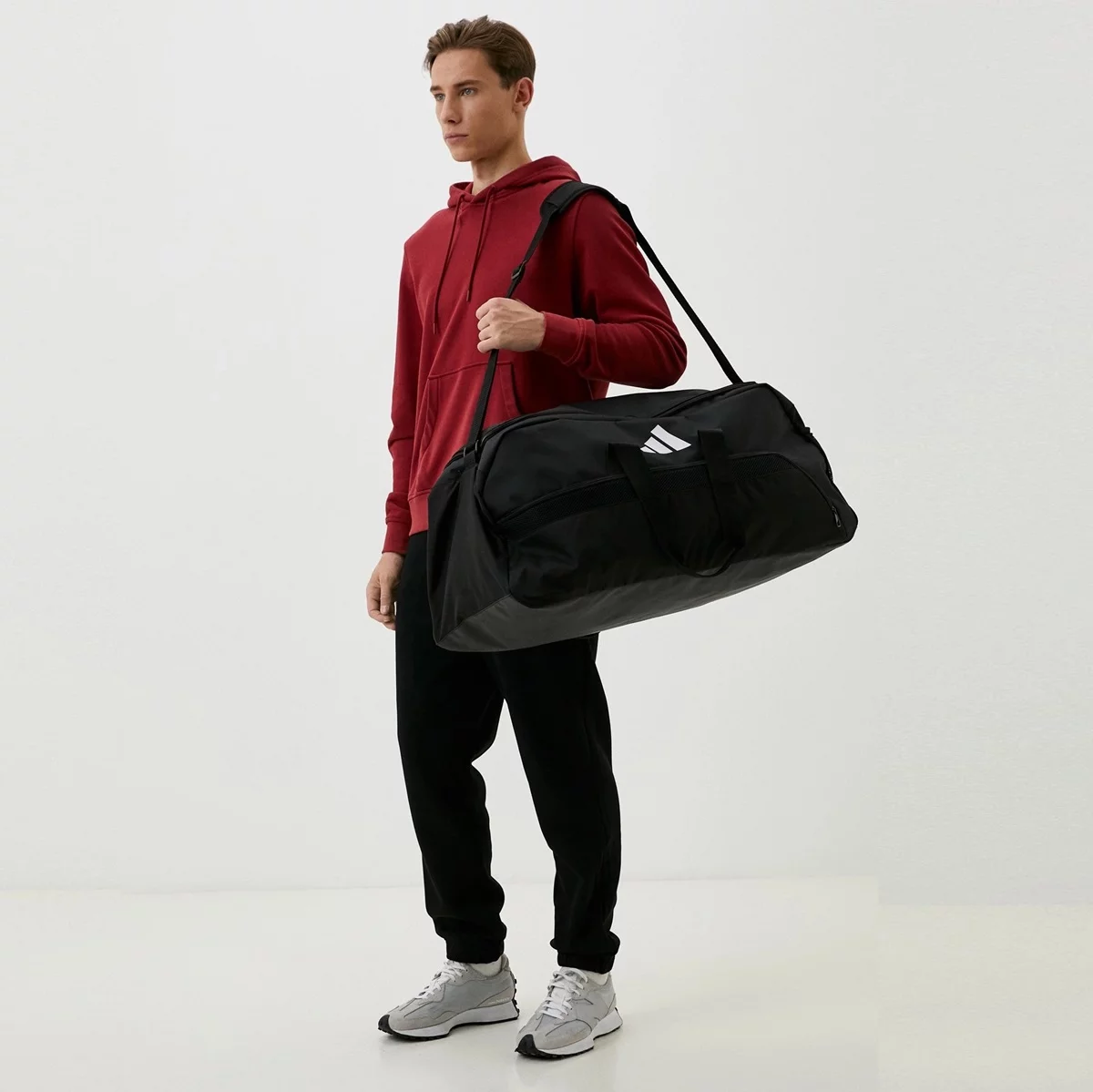 adidas_Maleta_Deportiva_Mediana_Tiro_League_Negro_HS9749 (1) Adidas Maleta Tiro League MD - Imagen 1